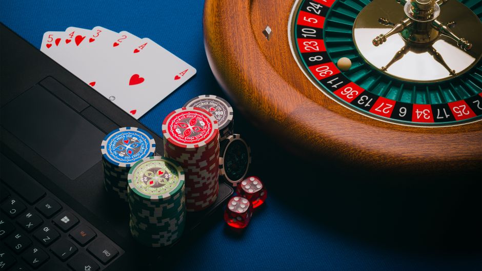 Casino gaming